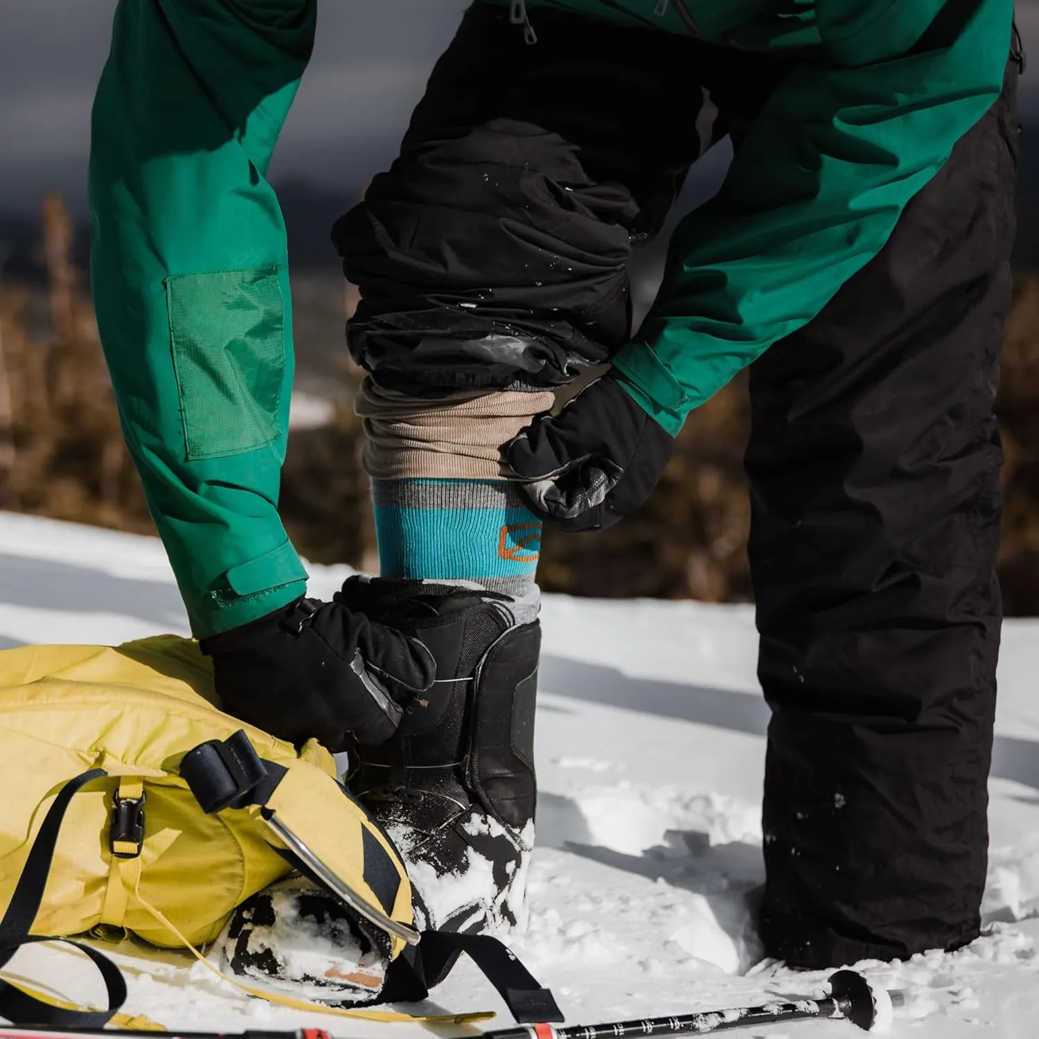 CloudLine, Merino Wool Socks for Men and Women, Mid-Calf Ski & Snowboarding Socks - Medium Cushioned & Moisture Wicking Socks