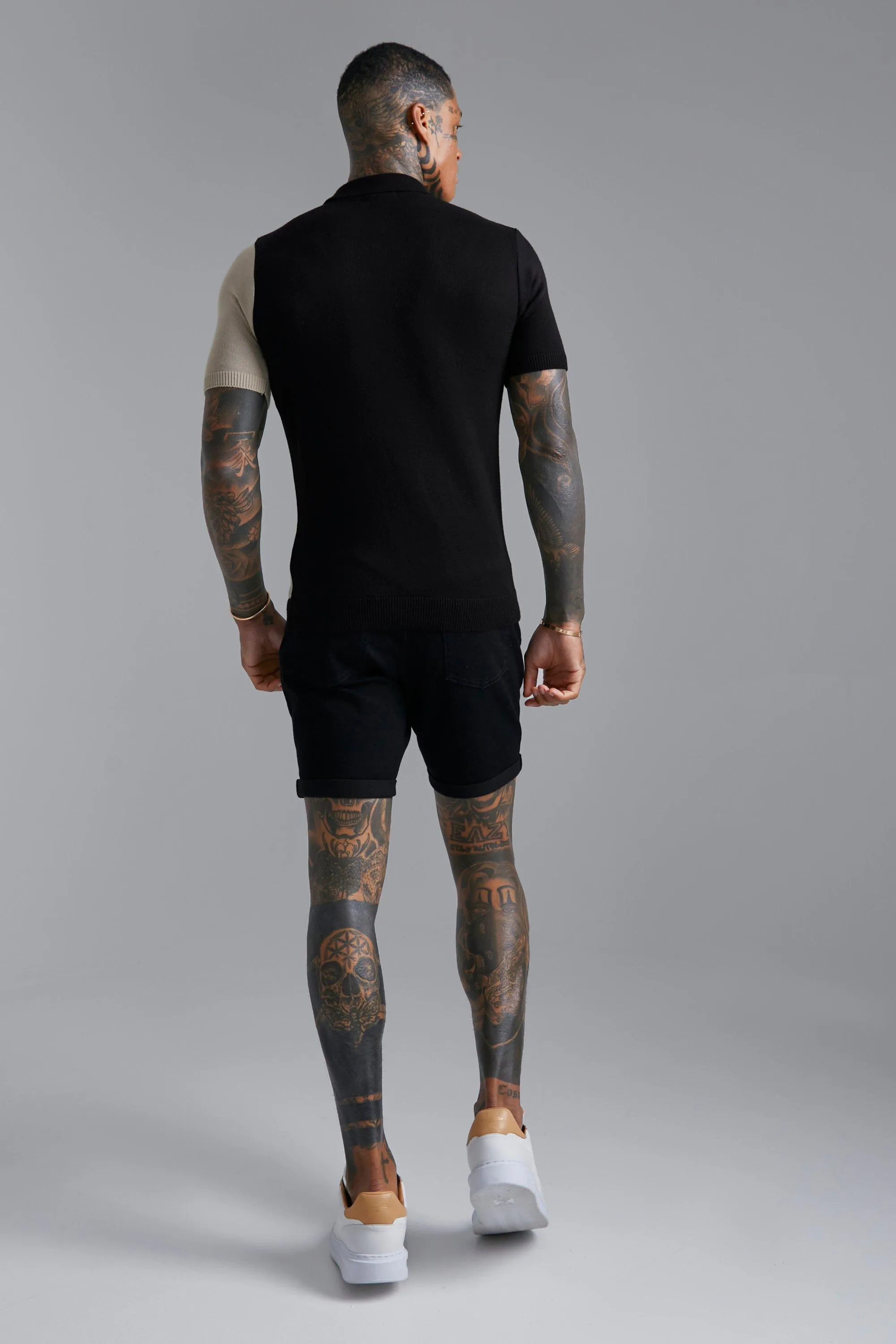 Color block Boohoo short sleeve knit polo with muscle cut, black