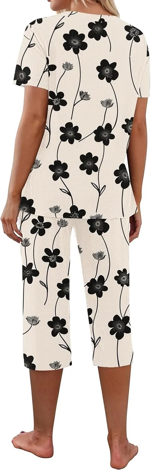 Color Printed Two Piece Pajamas for Women Short Sleeve Round Neck Pullover Top and Stretch Loungewear Capri Pants
