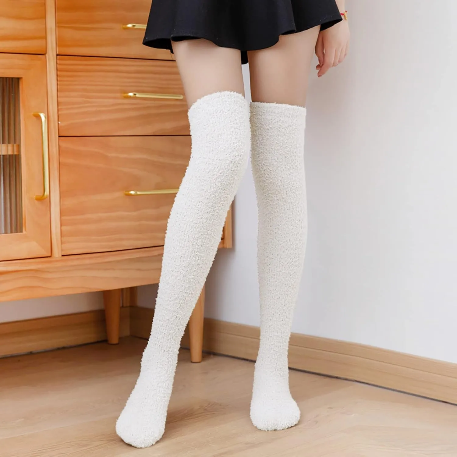 Fuzzy Socks for Women & Men Warm Fluffy Socks Cozy Slipper Socks Microfiber Soft Winter Christmas Socks