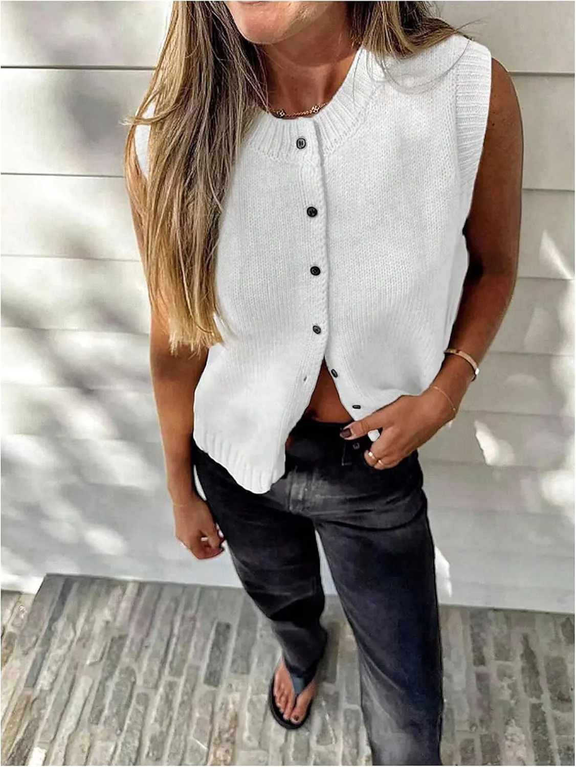 Milumia Women's Round Neck Button Up Sweater Vet Sleeveless Basic Knit Tops