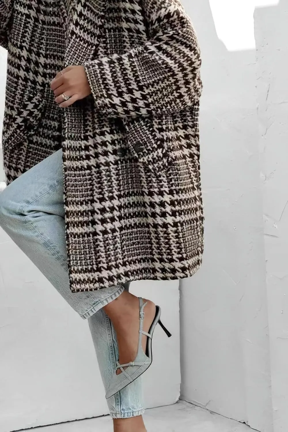 MOLERFO Women Winter Houndstooth Wool Blend Coat Notch Lapel Loose Warm Mid Long Double Breasted Peacoat