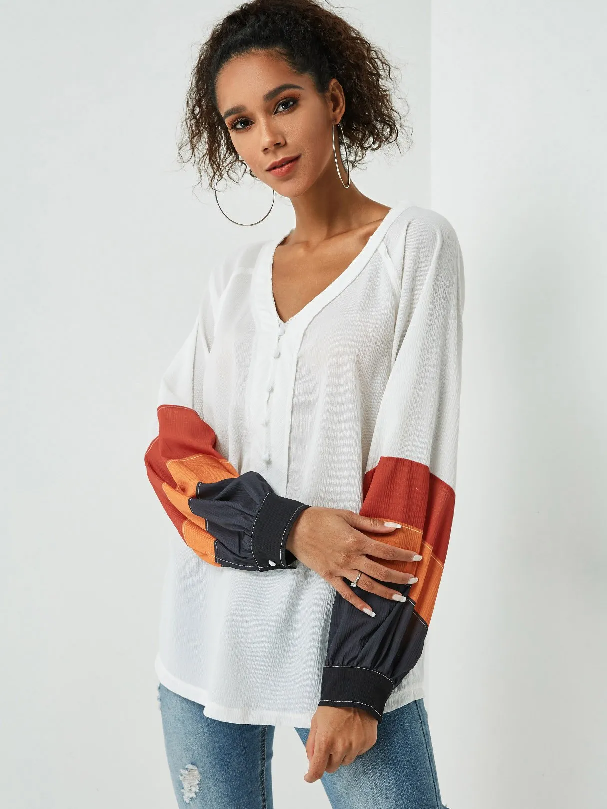 OEM ODM V-Neck Long Sleeve White Top