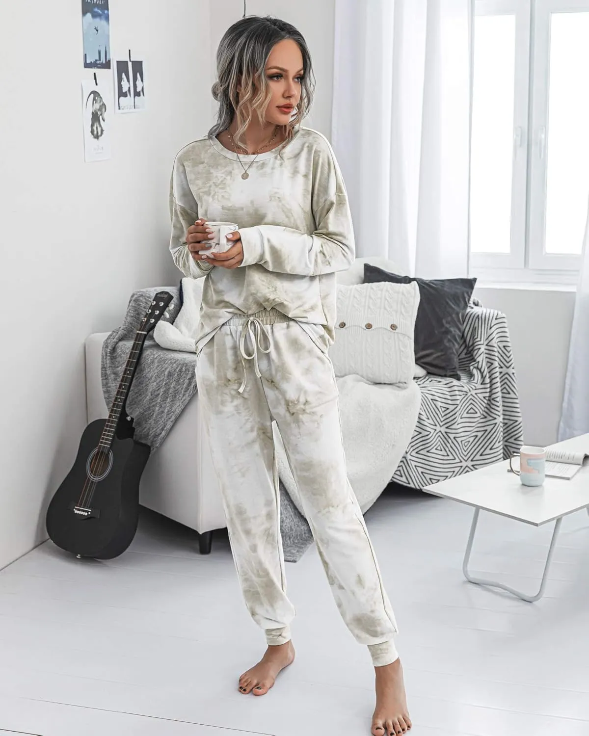 PRETTYGARDEN Women's Tie Dye Two Piece Pajamas Set Casual Long Sleeve Sweatshirt with Long Pants Loungewear