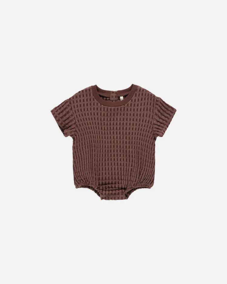 Quincy Mae - Relaxed Bubble Romper (Plum)