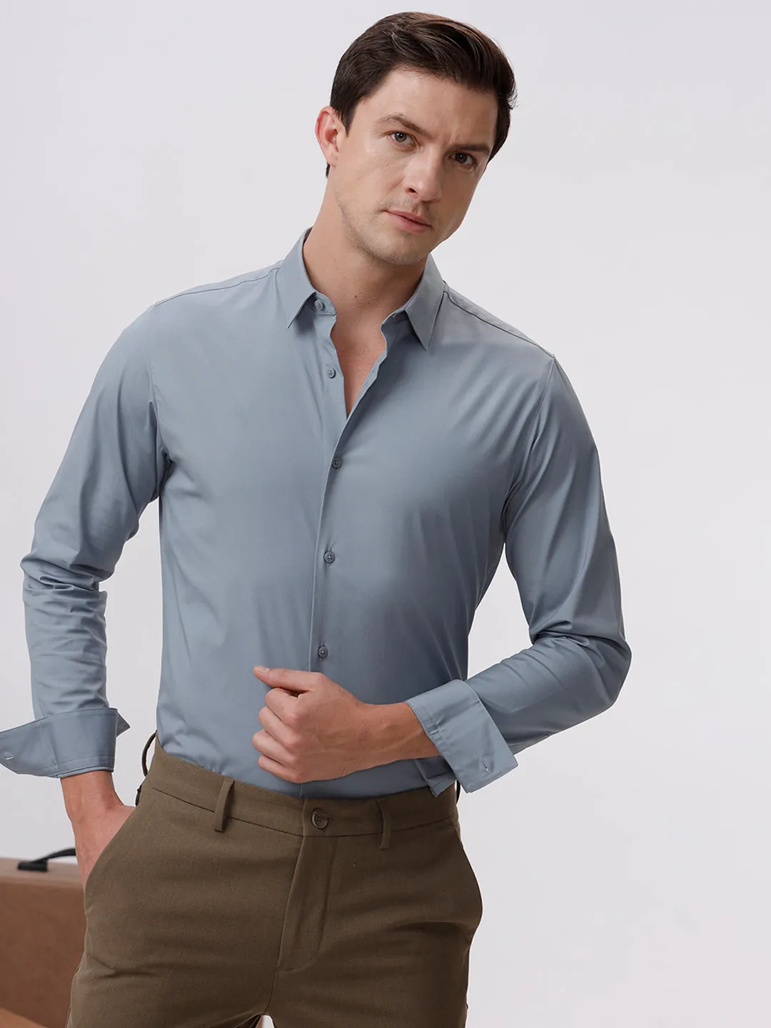 The Collection Men's Light Grey Cotton Slim Fit Full Sleeves Spread Collar Shirt
