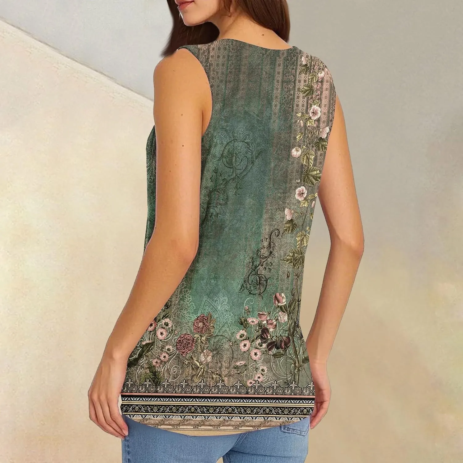 Womens Summer Tank Tops 2025 V Neck Sleeveless Casual Loose Fit T Shirts Fashion Vacation Outfits T-Shirt